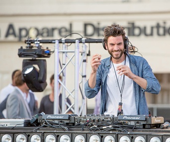Une scène du film We Are Your Friends