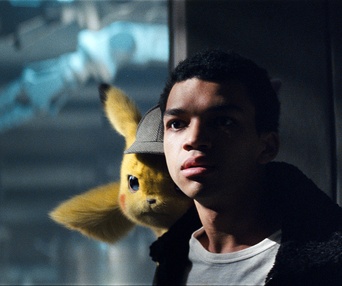 Une scène du film Pokémon Detective Pikachu