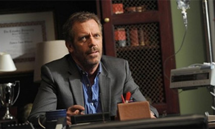 Hugh Laurie pourrait jouer dans Tomorrowland