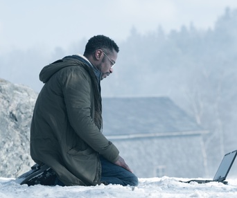 Une scène du film The Girl in the Spider's Web