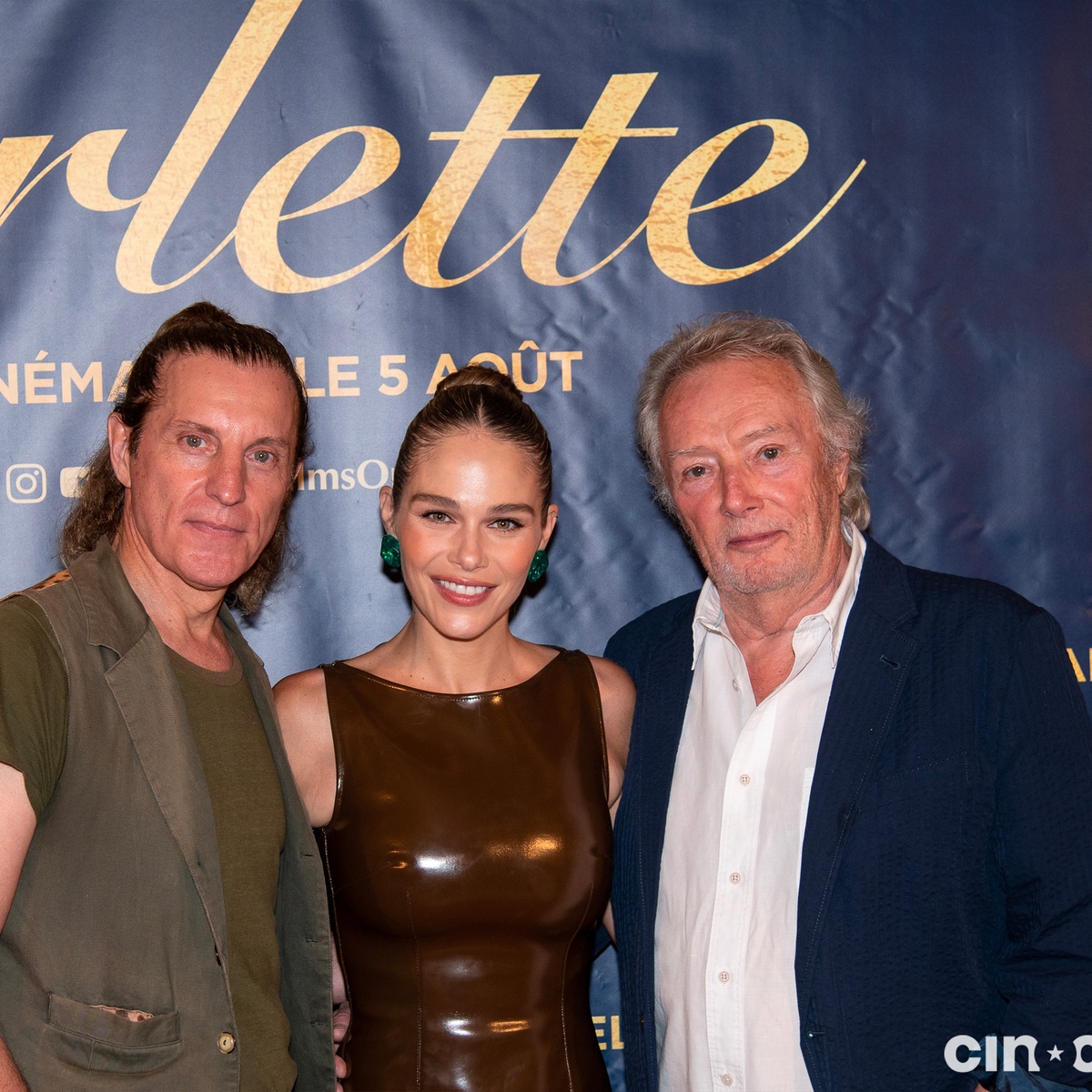 Sur le tapis rouge du film Arlette
