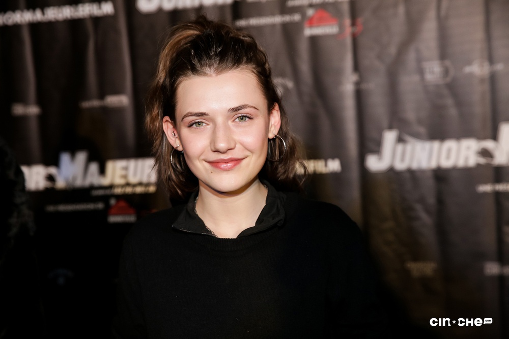 Sur le tapis rouge du film Junior majeur