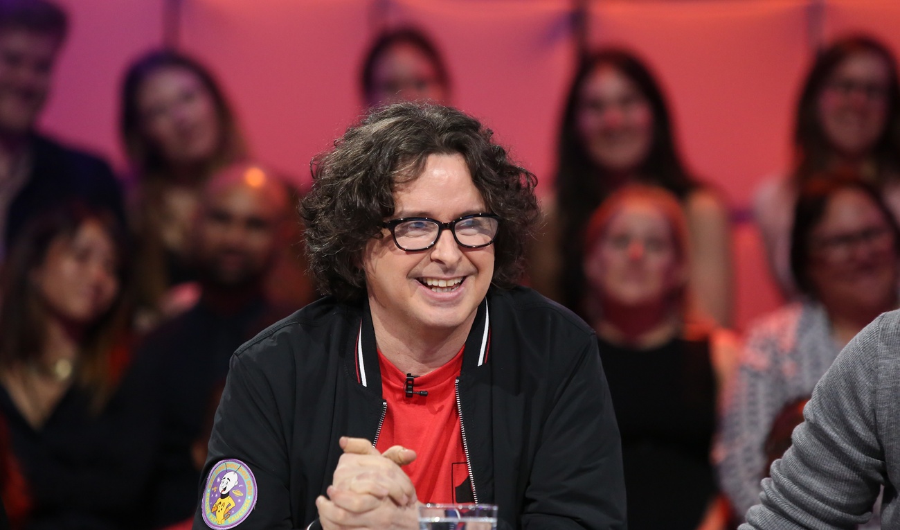 Yves P. Pelletier propose aussi sa parodie vestimentaire de Céline Dion