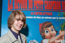 Sur le tapis rouge du film Le retour du petit chaperon rouge : La contre-attaque