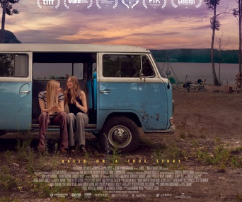 Affiche du film North of Normal