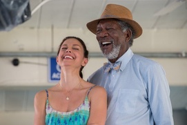 Une scène du film Dolphin Tale 2 Une scène du film Dolphin Tale 2