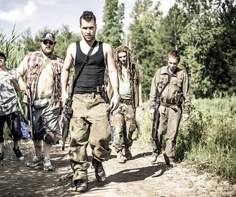 Une scène du film Quatre soldats
