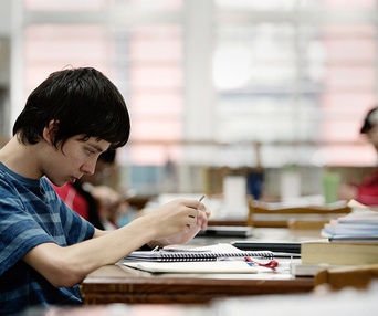 Une scène du film A Brilliant Young Mind