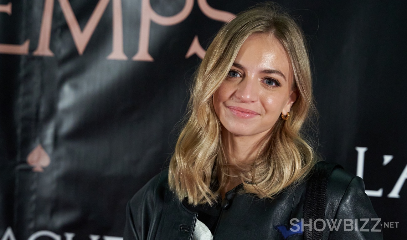 Tapis rouge pour L'Arracheuse de temps