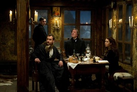 Une scène du film Sherlock Holmes: A Game of Shadows Une scène du film Sherlock Holmes: A Game of Shadows