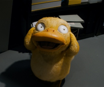 Une scène du film Pokémon Detective Pikachu