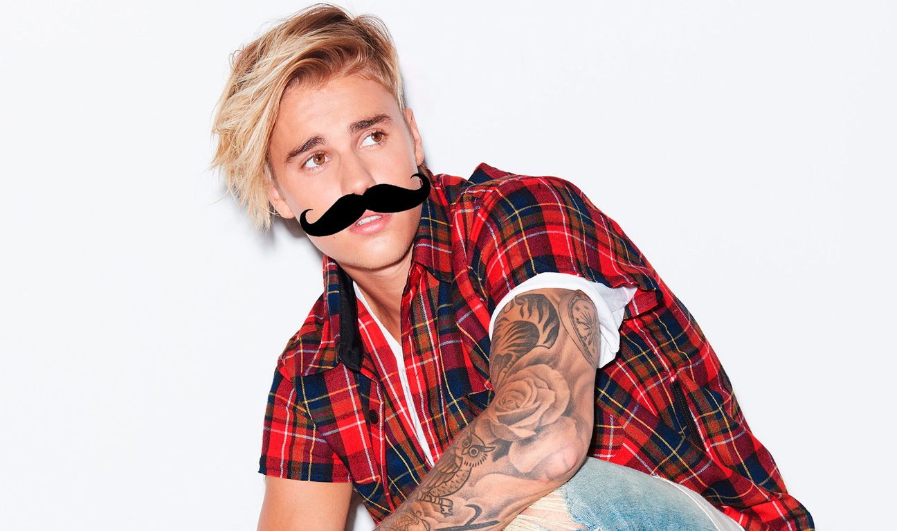 Justin Bieber enfile le pire costume de camouflage pour passer inaperçu