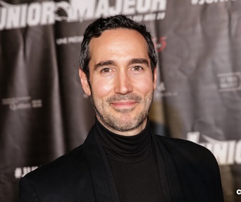 Sur le tapis rouge du film Junior majeur