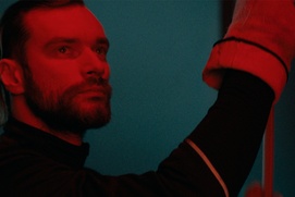 Une scène du film L'acrobate