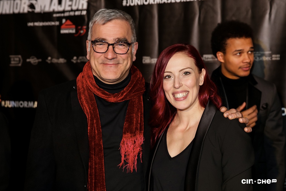 Sur le tapis rouge du film Junior majeur