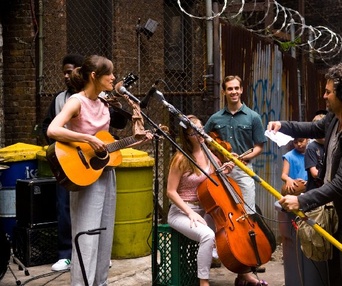 Une scène du film Begin Again