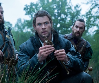 Une scène du film The Huntsman Winter's War