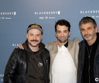 Sur le tapis rouge du film Blackberry