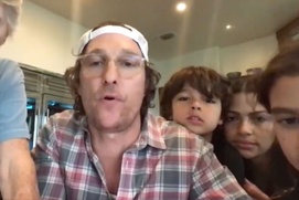 Matthew McConaughey organise un Bingo virtuel pour des personnes âgées