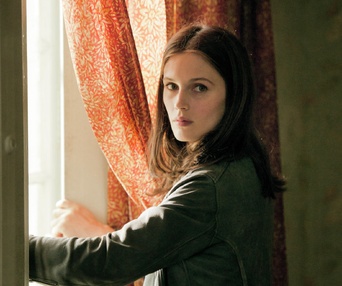 Une scène du film Belles familles