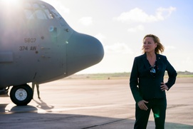 Une scène du film Operation Christmas Drop