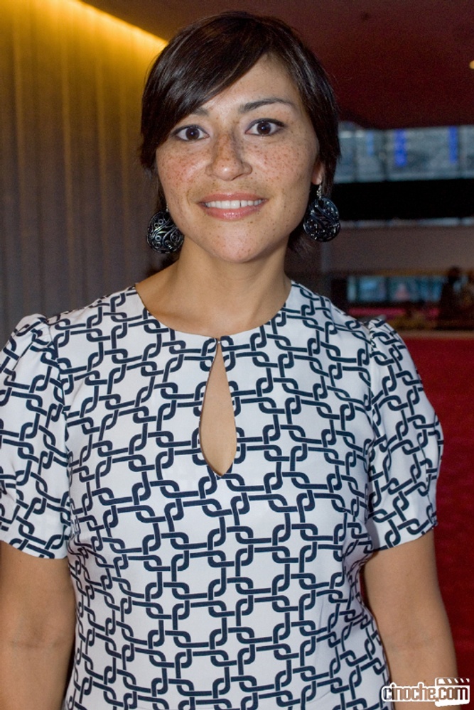 Elisapie Isaac sur le tapis rouge de Un été sans point ni coup sûr