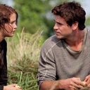 Jennifer Lawrence et Liam Hemsworth dans The Hunger Games