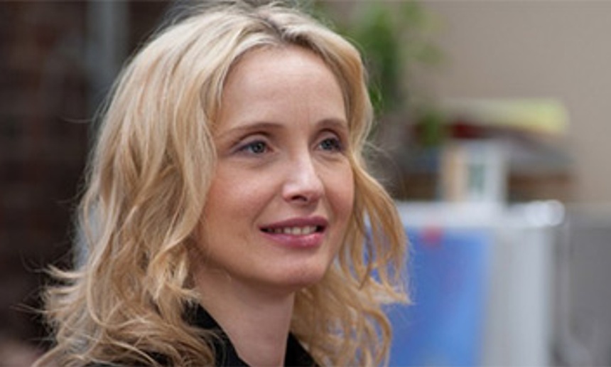 Julie Delpy écrira le scénario de Cancer Vixen