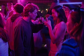 Une scène du film Happy Ending