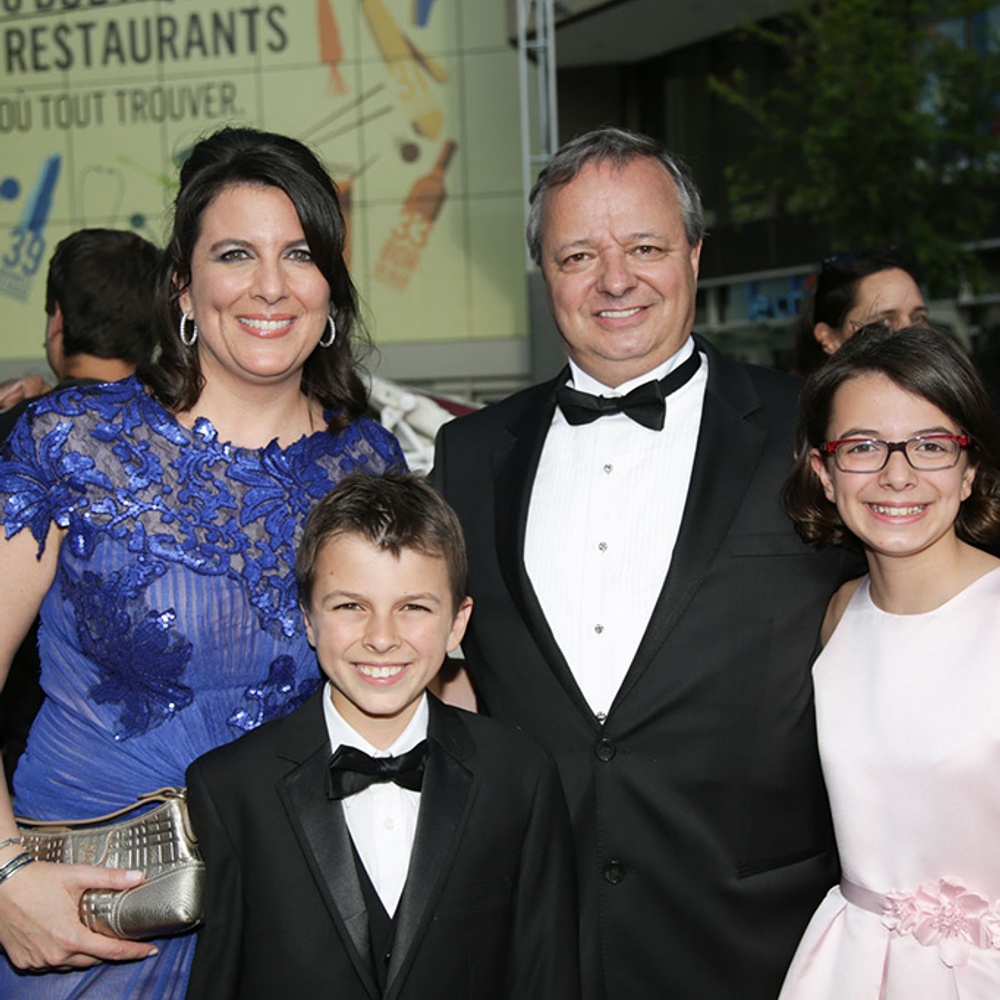 Sur le tapis rouge de Louis Cyr : L'homme le plus fort du monde