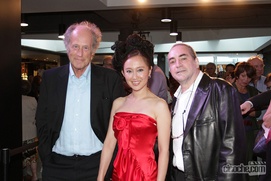 Sur le tapis rouge de Karakara