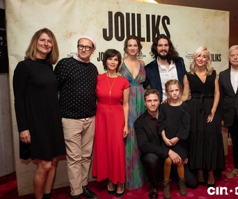 Sur le tapis rouge du film Jouliks