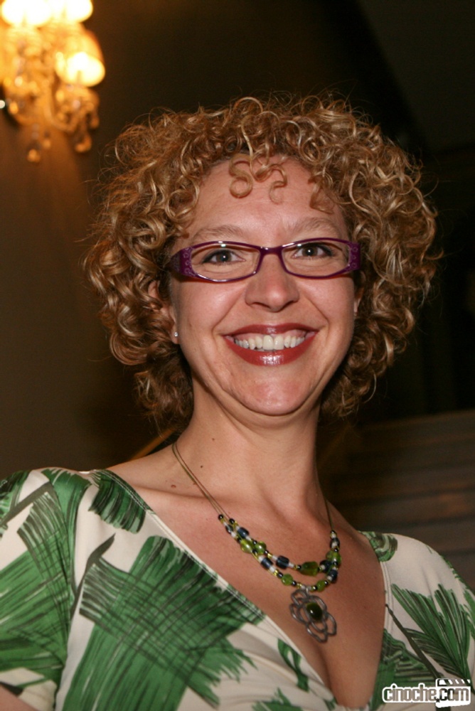 Marie-France Duquette sur le tapis rouge de Cruising Bar 2