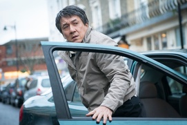 Une scène du film The Foreigner Une scène du film The Foreigner