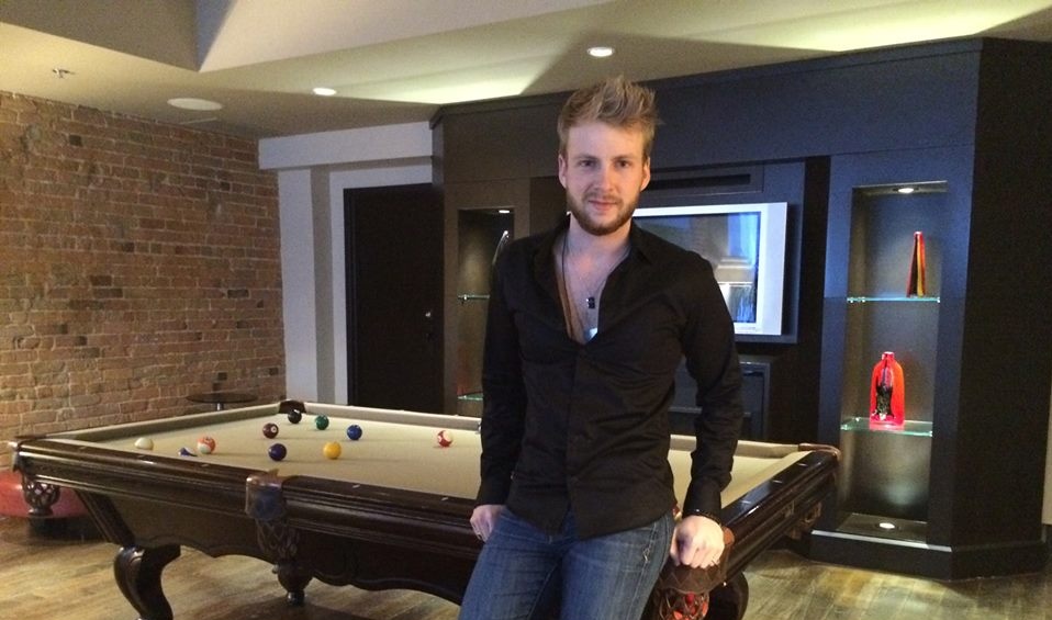 Yoan dans le top 10 des chanteurs country préférés au Canada