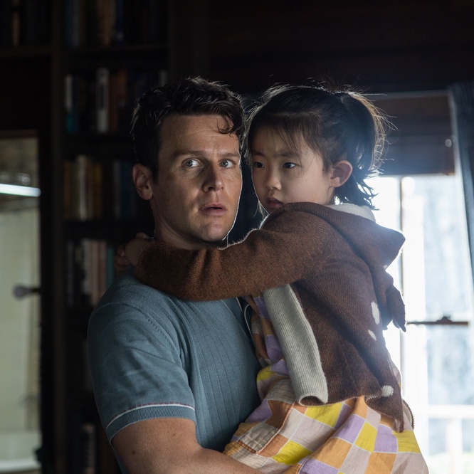 Une scène du film <em>Knock at the Cabin</em>