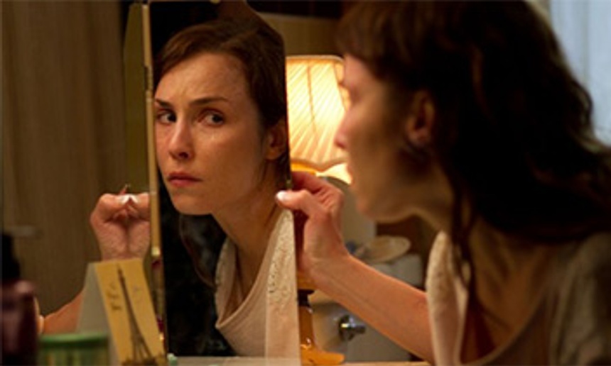 Noomi Rapace et Matthias Schoenarts dans Alive Alone