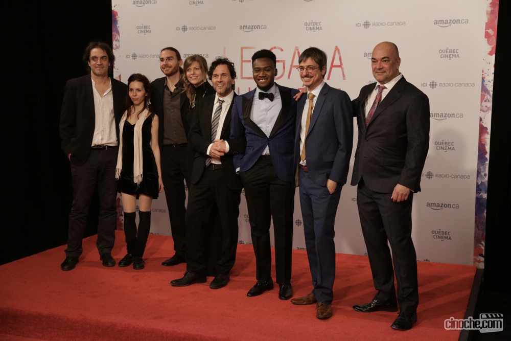 Sur le tapis rouge de Gala du cinéma Québécois
