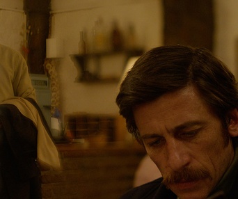 Une scène du film Rojo