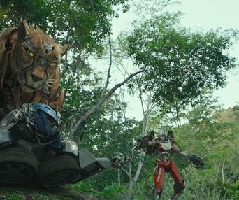 Une scène du film Transformers: Rise of the Beasts