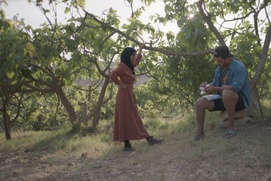 Une scène du film Under the Fig Trees