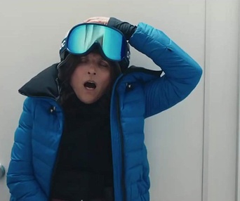 Une scène du film Downhill