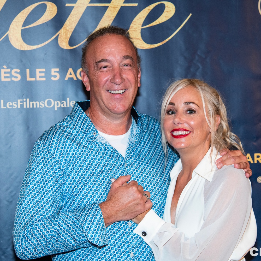 Sur le tapis rouge du film Arlette