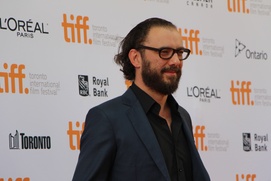 Sur le tapis rouge du film The Drop Sur le tapis rouge du film The Drop