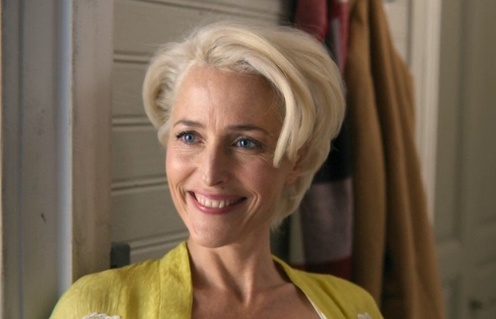 Gillian Anderson dans la série Sex Education
