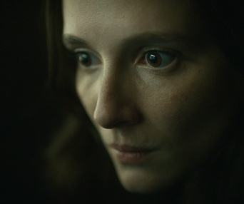 Une scène du film Les chambres rouges