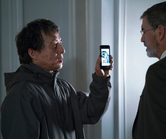 Une scène du film The Foreigner