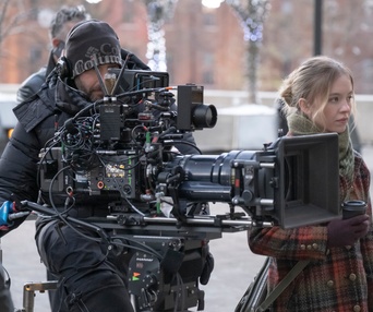 Une scène du film The Voyeurs