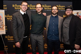 Sur le tapis rouge du film Les Barbares de La Malbaie