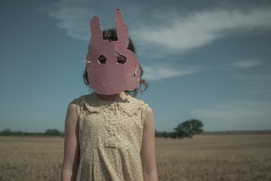 Une scène du film Run Rabbit Run Une scène du film Run Rabbit Run